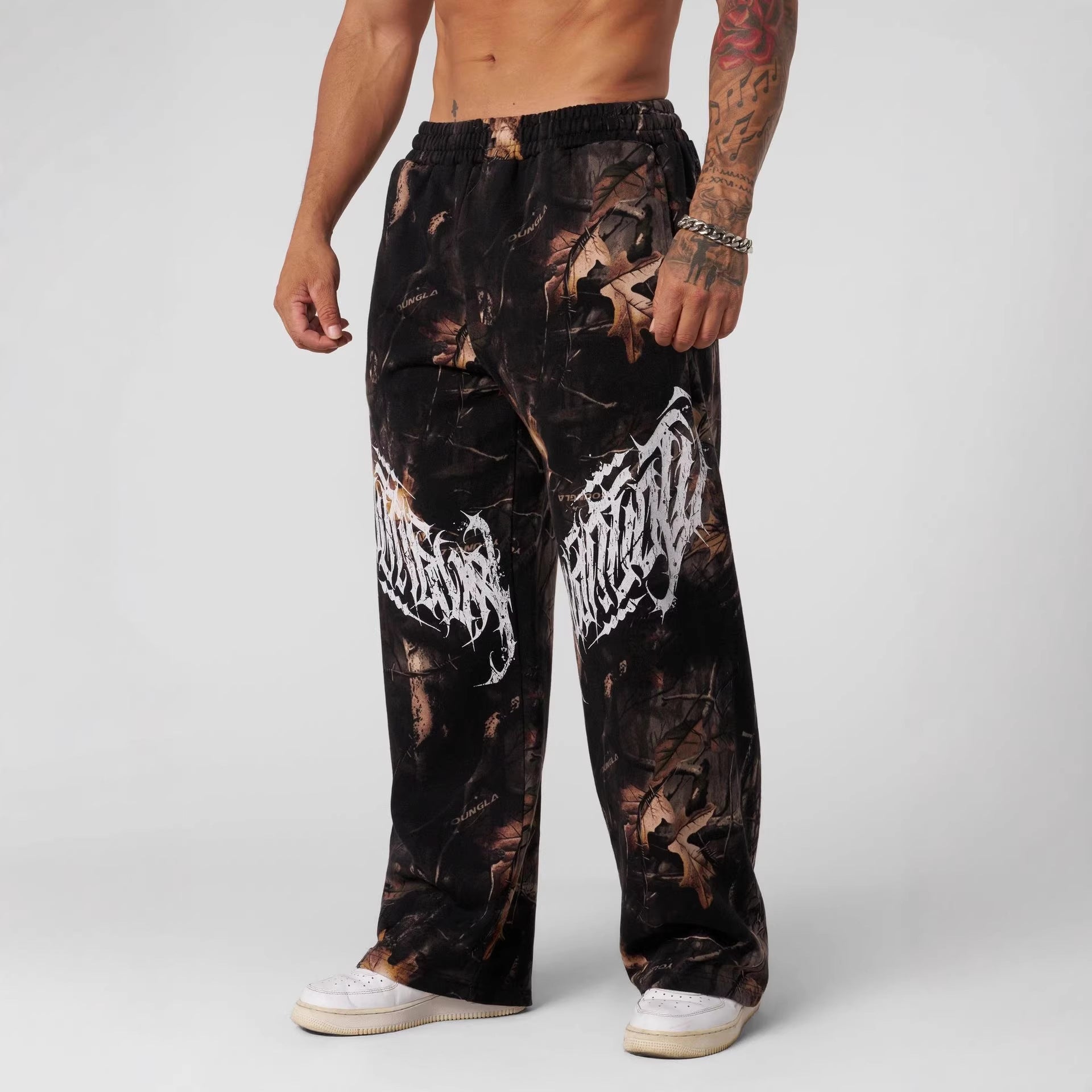 YONGLA men's sports pants with leaf camouflage print straight leg casual pants, loose sports outdoor wide leg pants